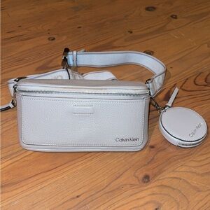 Calvin Klein Women's Millie Novelty Fanny Belt Bag Mushroom /Tan